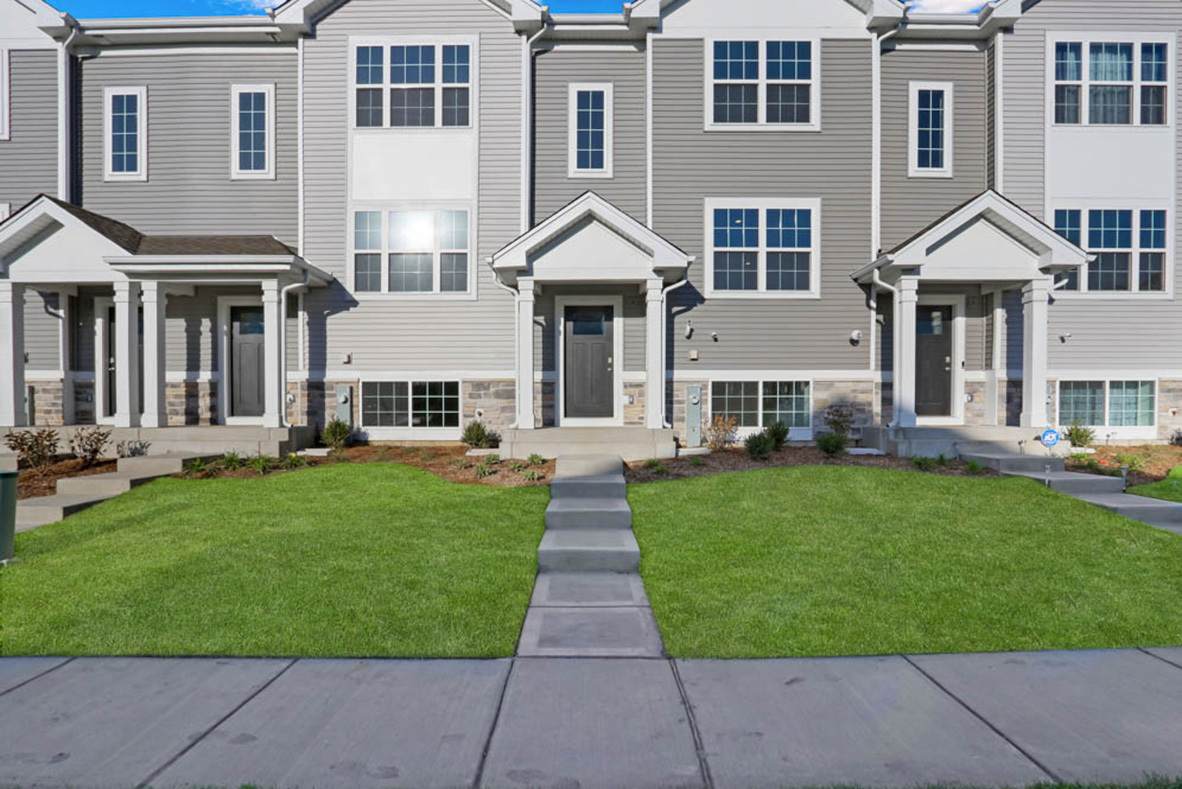 875 Briar Glen Court - Photo 1