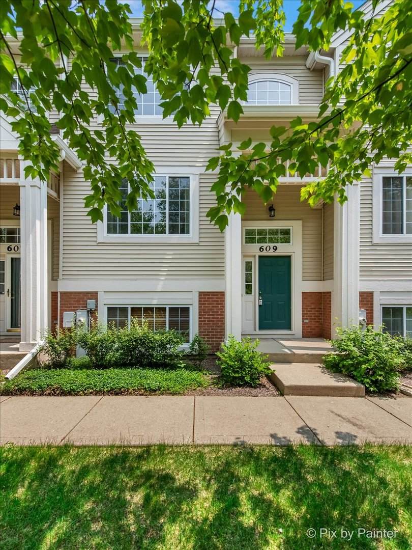 609 Cary Woods Circle - Photo 1