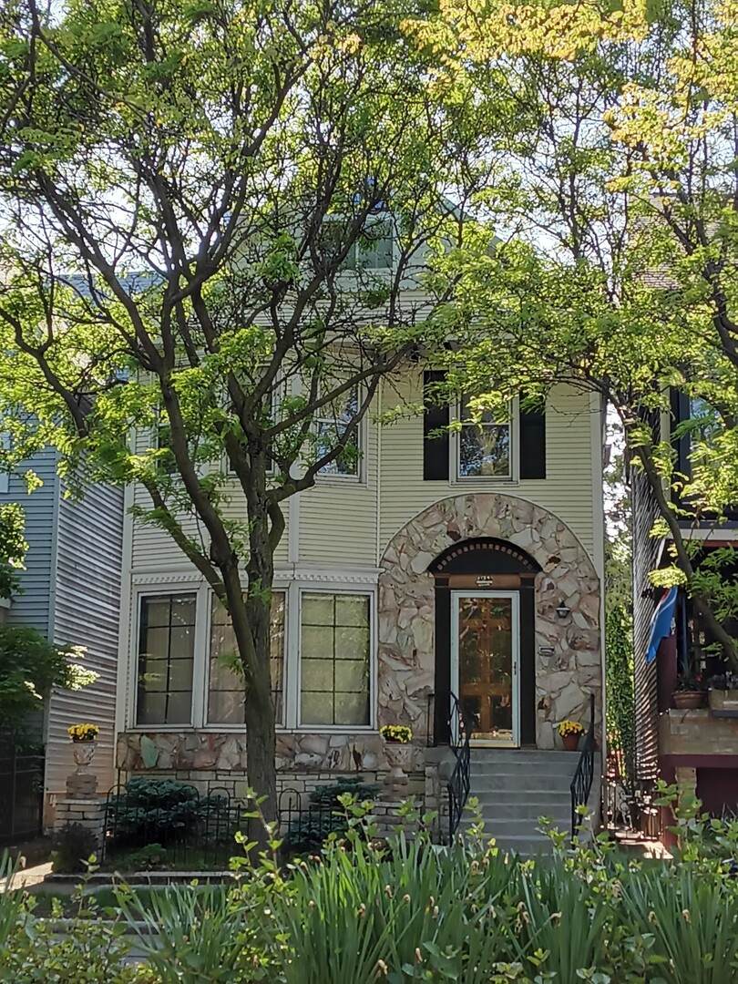 4244 Ashland Avenue - Photo 1