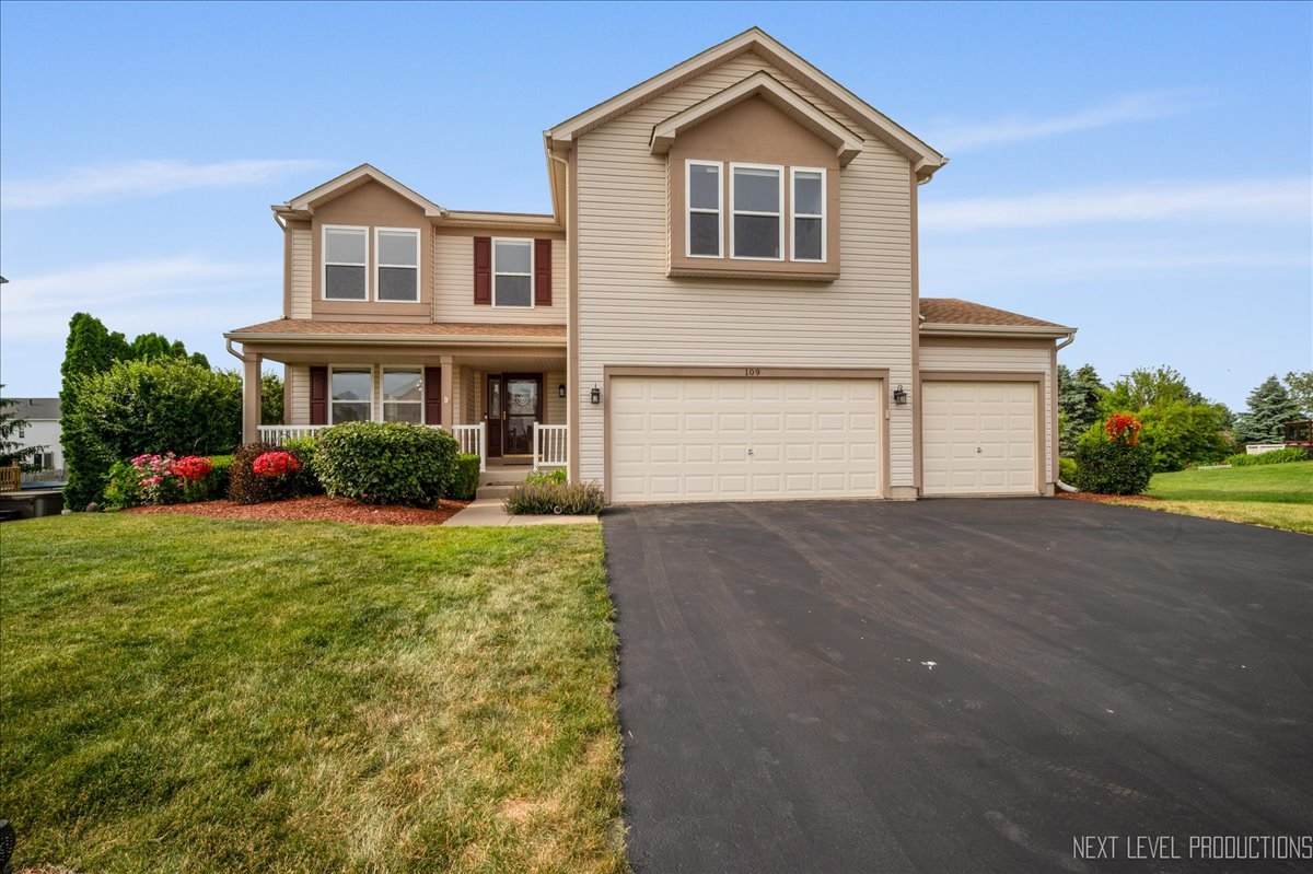 109 Evergreen Drive - Photo 1