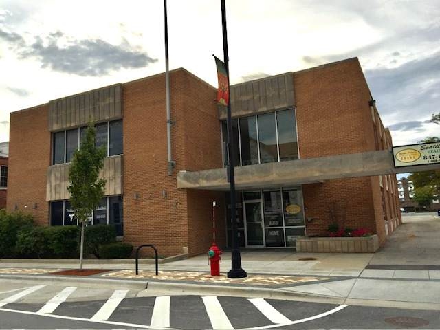 770 Lee Street - Photo 1