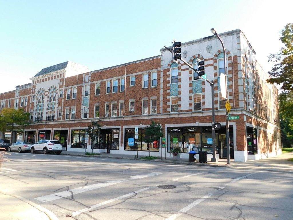 810 Dempster Street - Photo 1