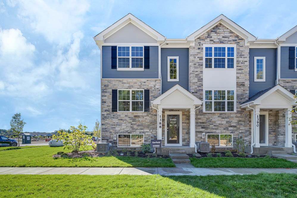 1267 Foxglove Drive - Photo 1