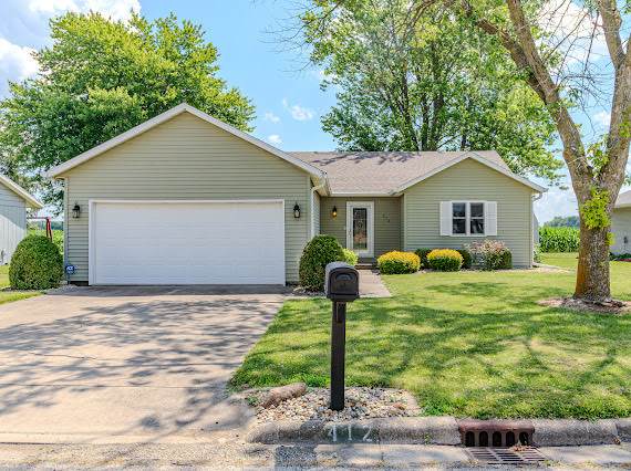 412 Holly Drive - Photo 1