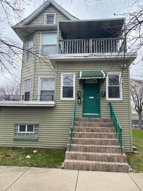 636 13th Avenue - Photo 1
