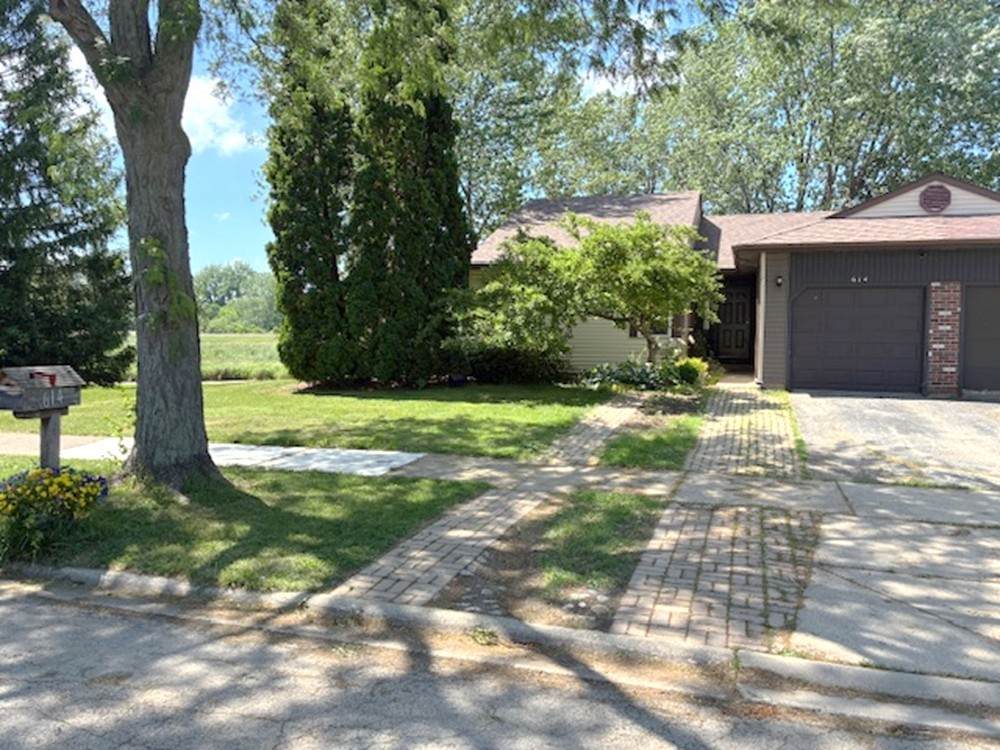 614 Lyon Court - Photo 1