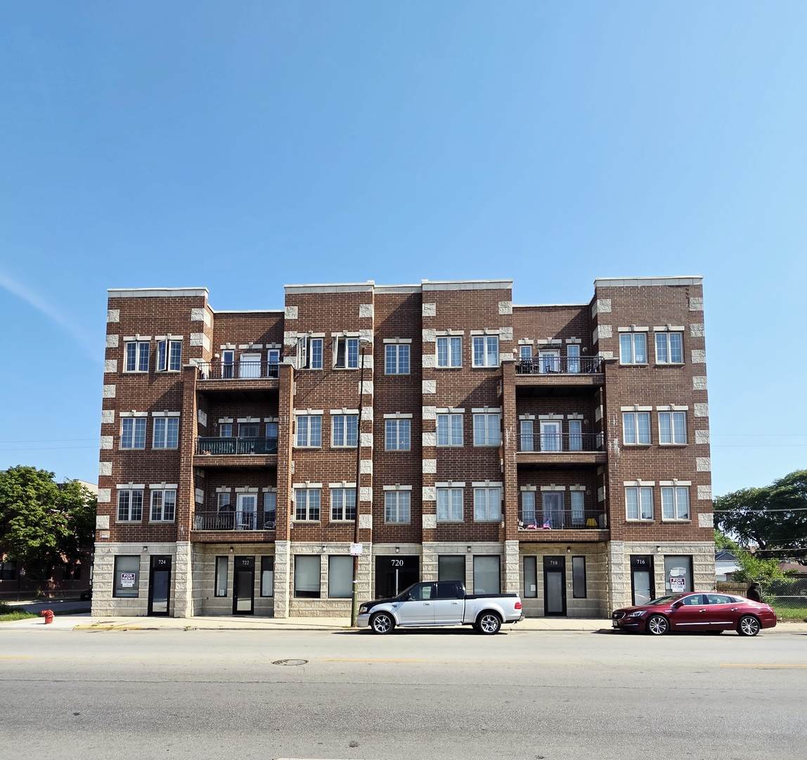 720 47th Street - Photo 1