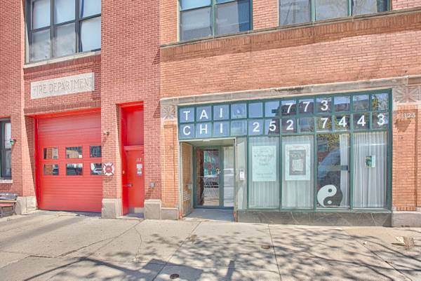 1123 Ashland Avenue - Photo 1