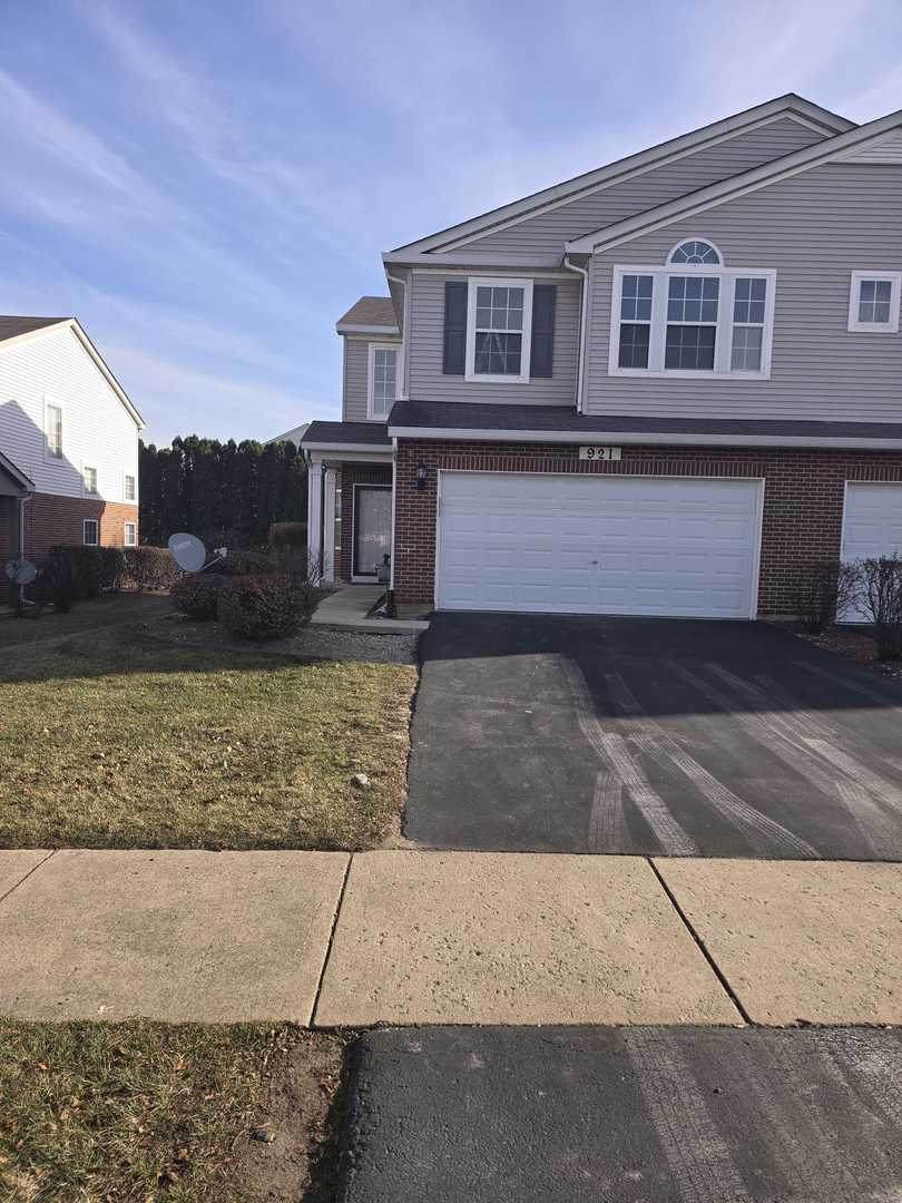 921 Fieldside Drive - Photo 1