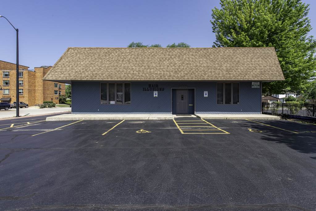 2601 Sheridan Road - Photo 1