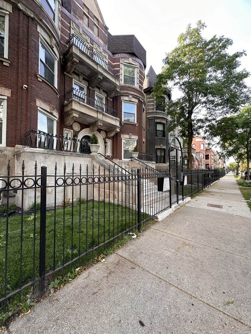 4518 King Drive - Photo 1