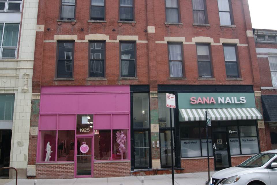 1925 Milwaukee Avenue - Photo 1