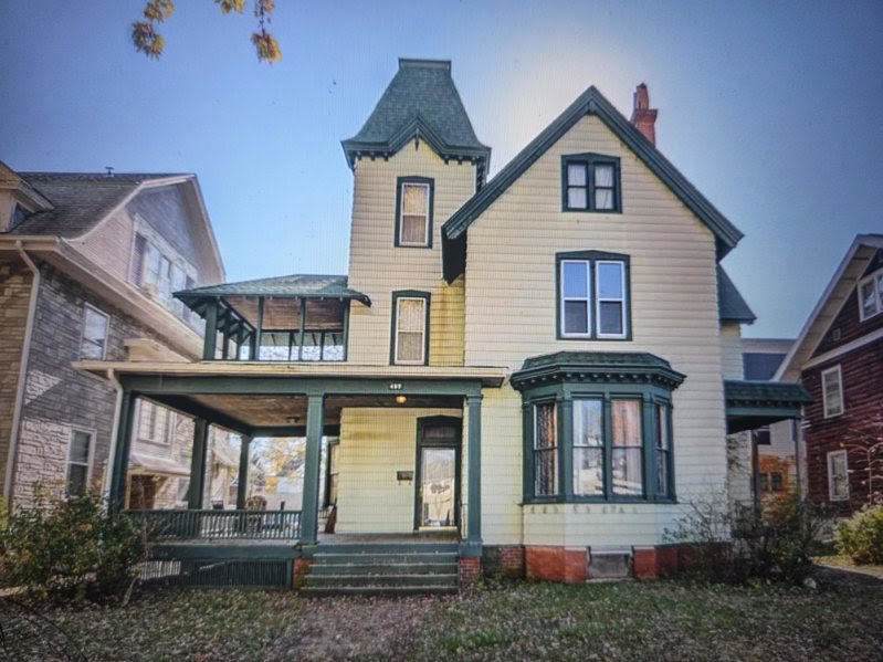 457 William Street - Photo 1
