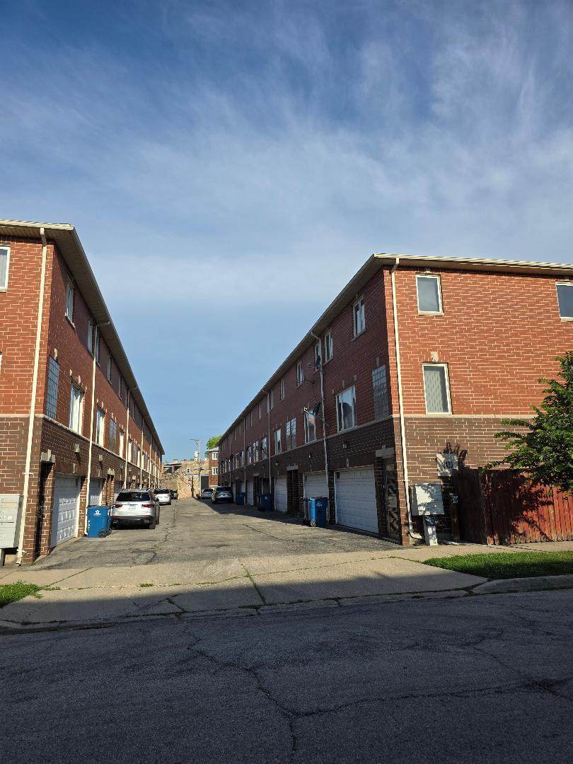 3400 Wolcott Avenue - Photo 1