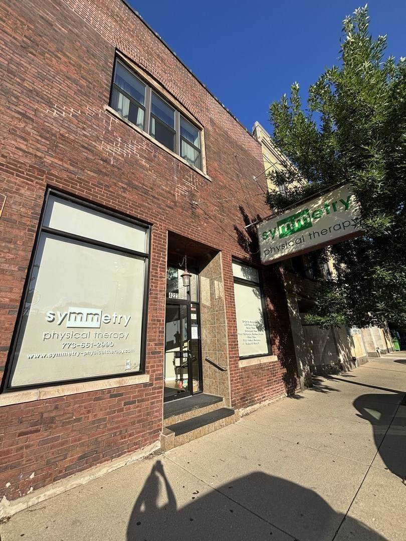 4223 Lincoln Avenue - Photo 1