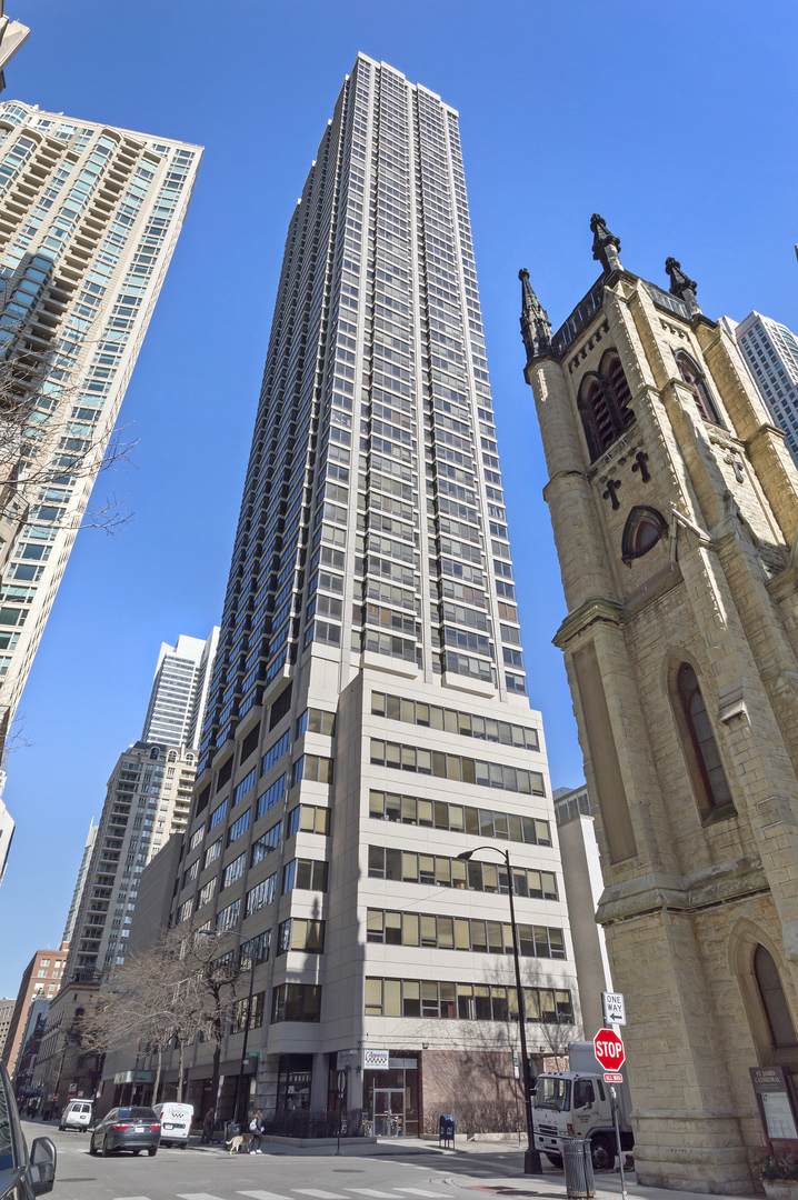 30 Huron Street - Photo 1