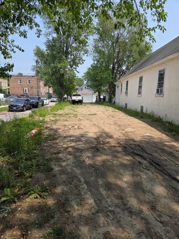 6561 Seeley Avenue - Photo 1