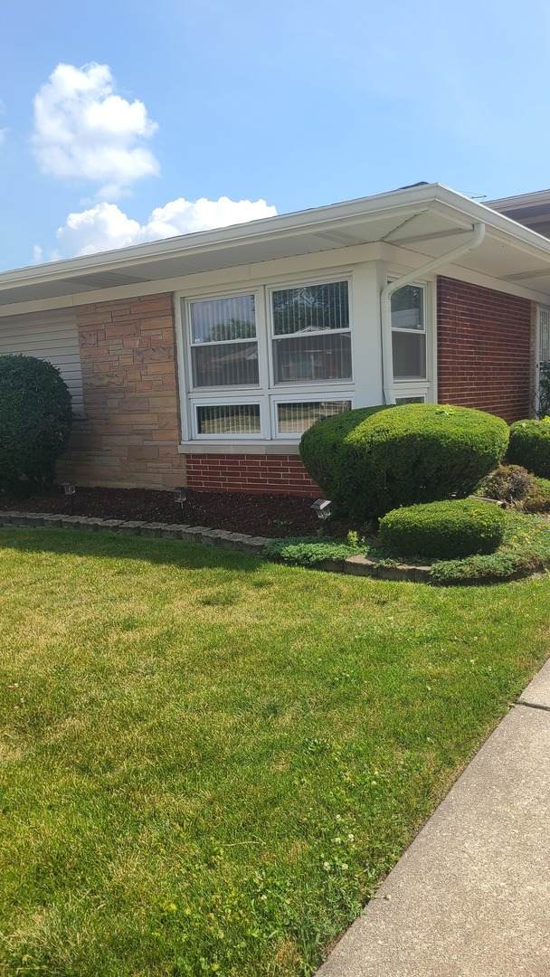16347 Ingleside Avenue - Photo 1