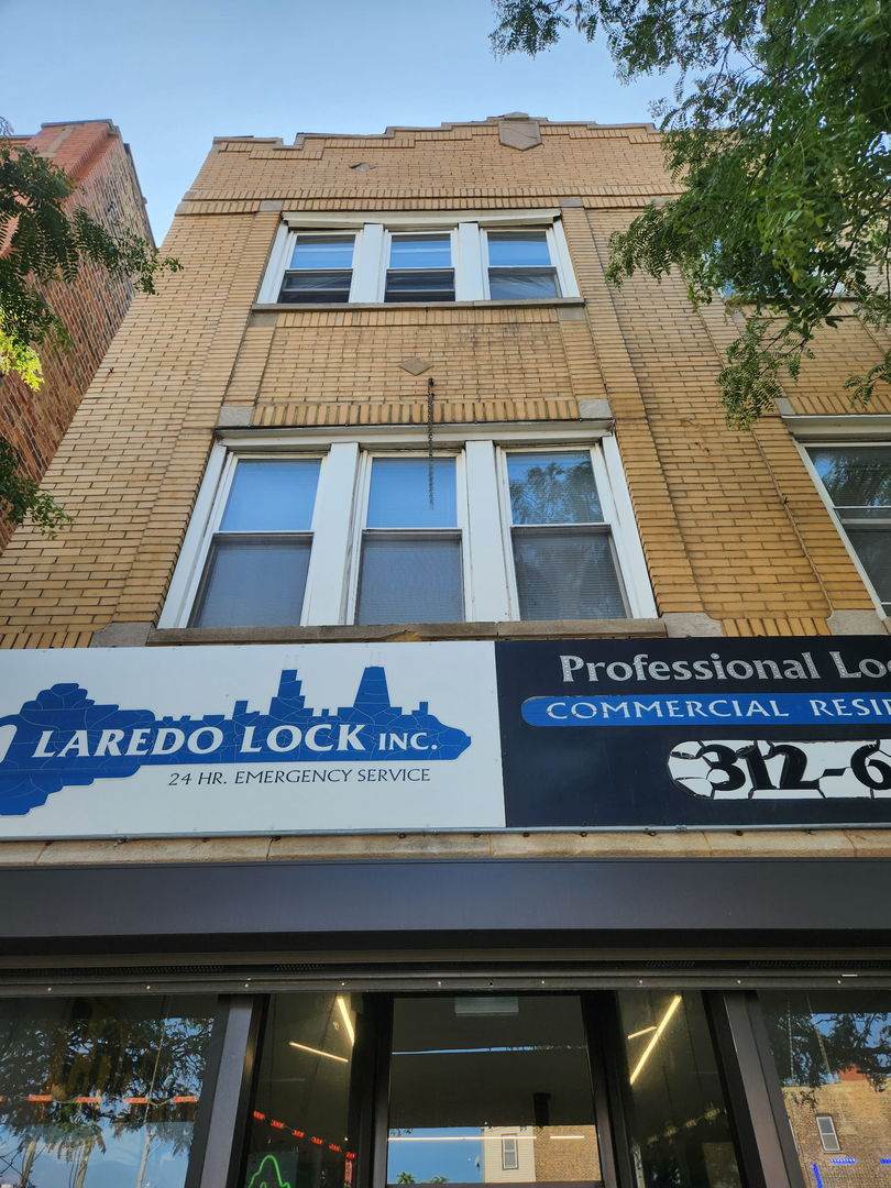 650 Ashland Avenue - Photo 1