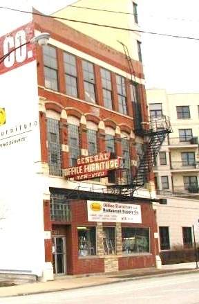 529 Milwaukee Avenue - Photo 1