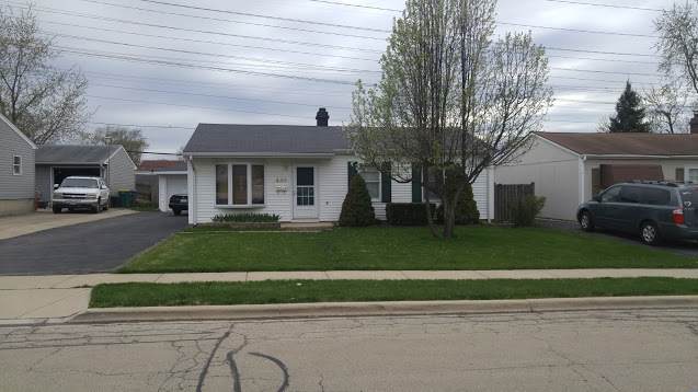 446 Montrose Drive - Photo 1