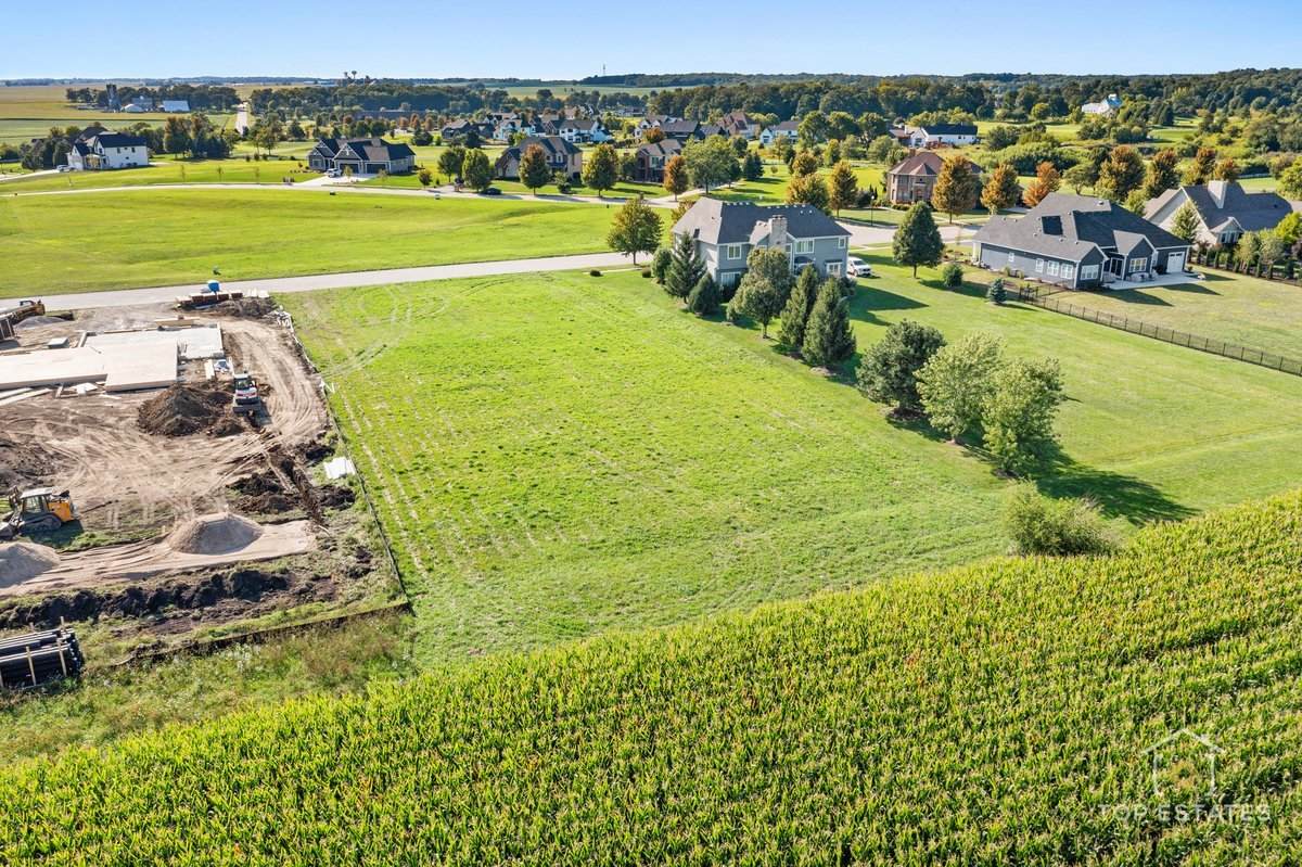 7750 Fairway Drive - Photo 1