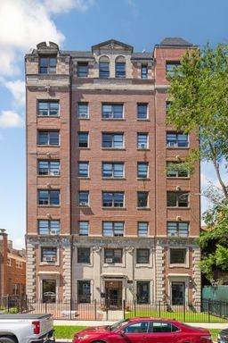 6026 Winthrop Avenue - Photo 1