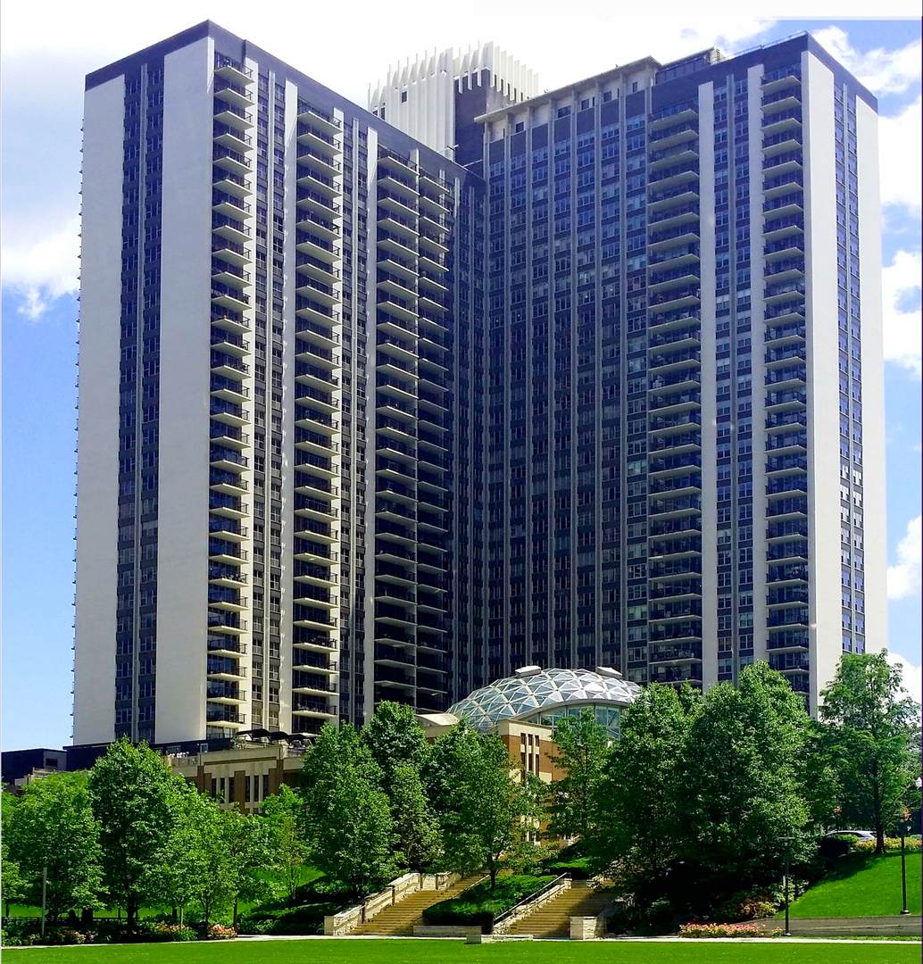 400 Randolph Street - Photo 1