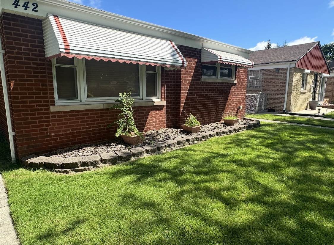 442 126th Street - Photo 1