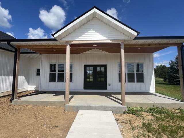 692 Penrose Road - Photo 1