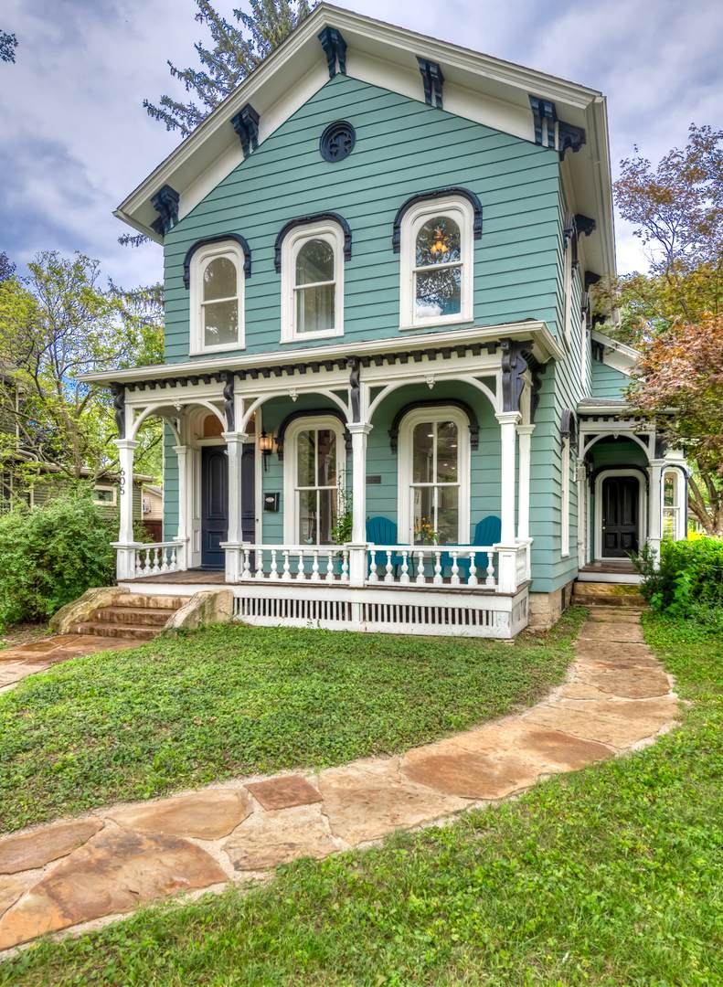 605 Main Street - Photo 1