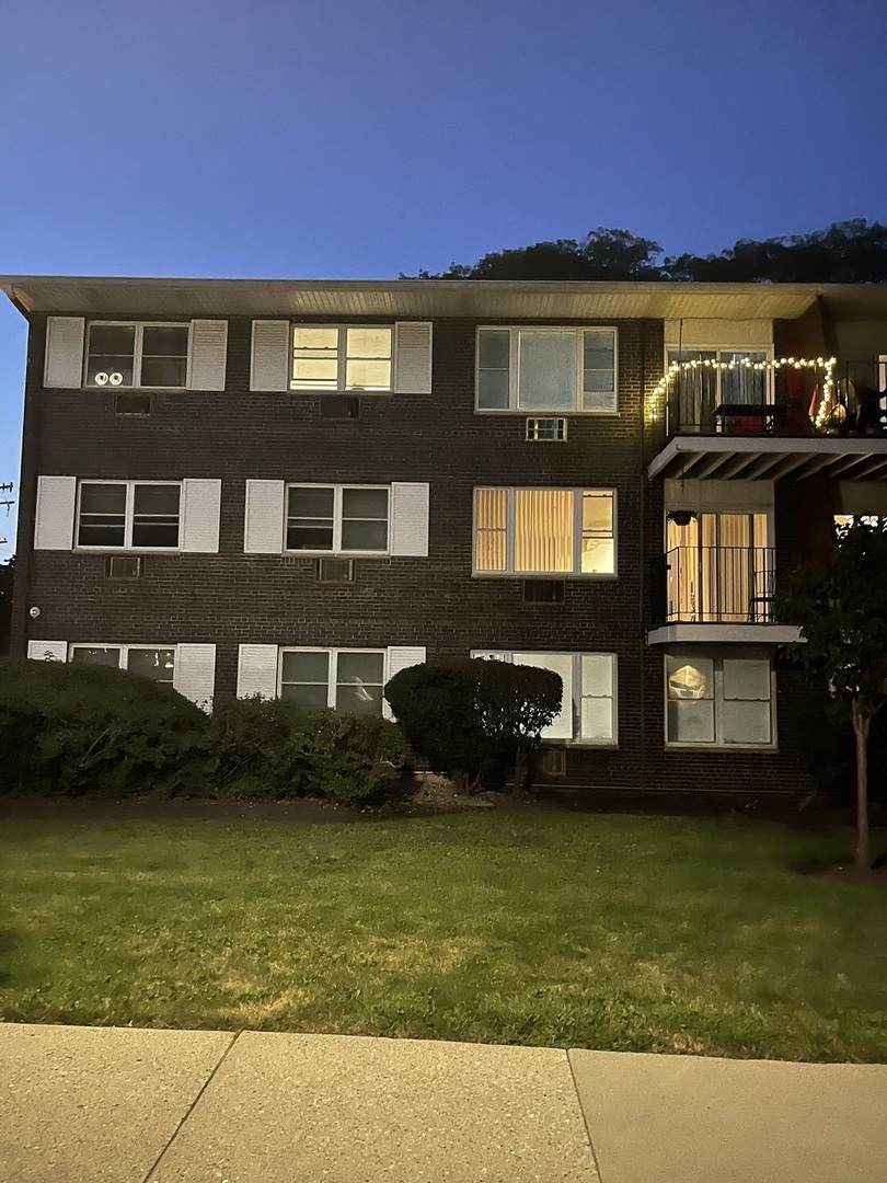 8710 Skokie Boulevard - Photo 1