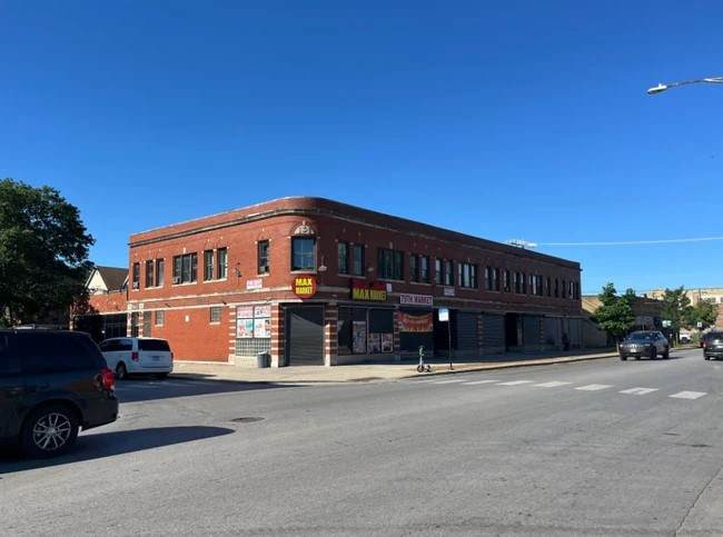 7900 Drexel Avenue - Photo 1