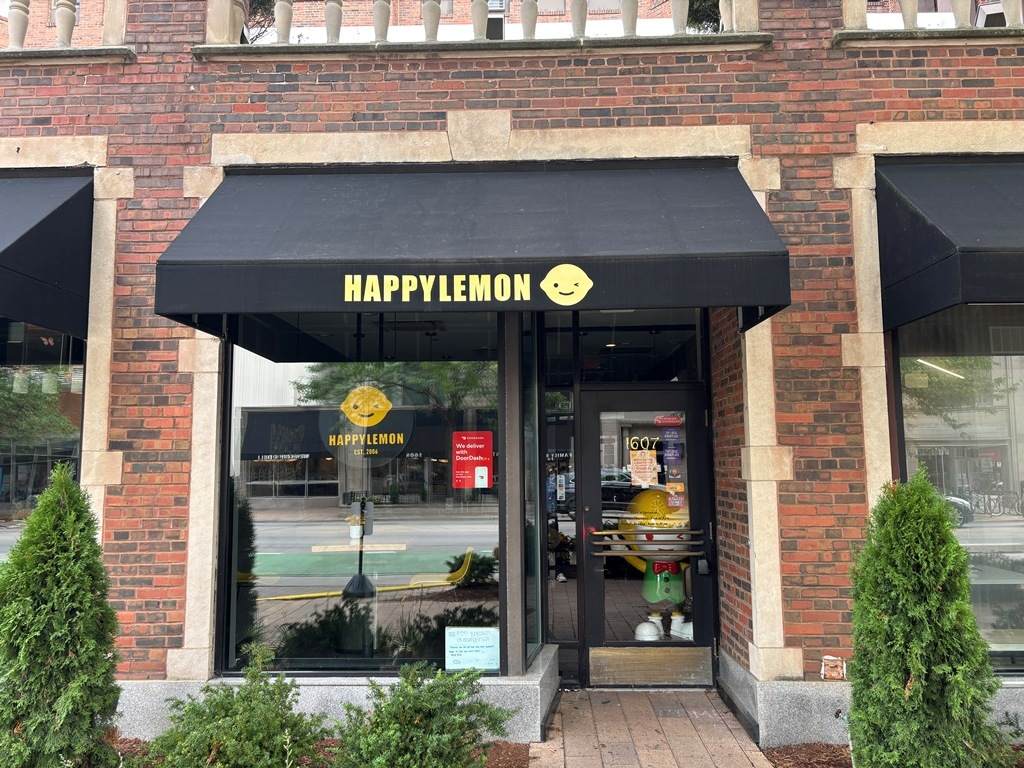 1607 Chicago Avenue - Photo 1