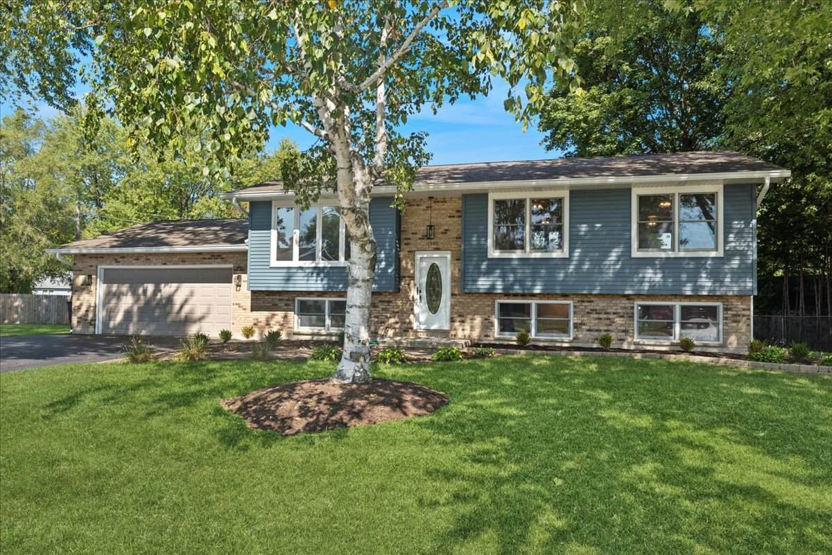 1900 Burr Oak Lane - Photo 1