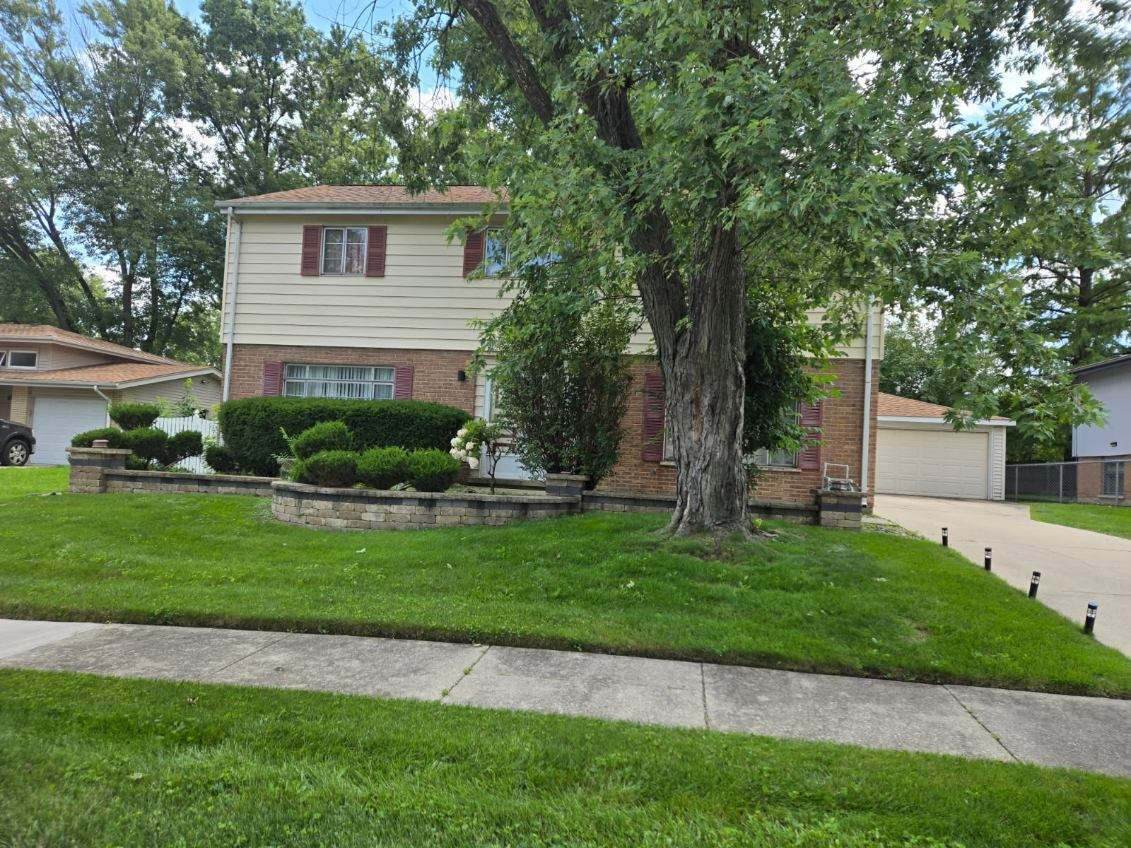 411 Seward Street - Photo 1