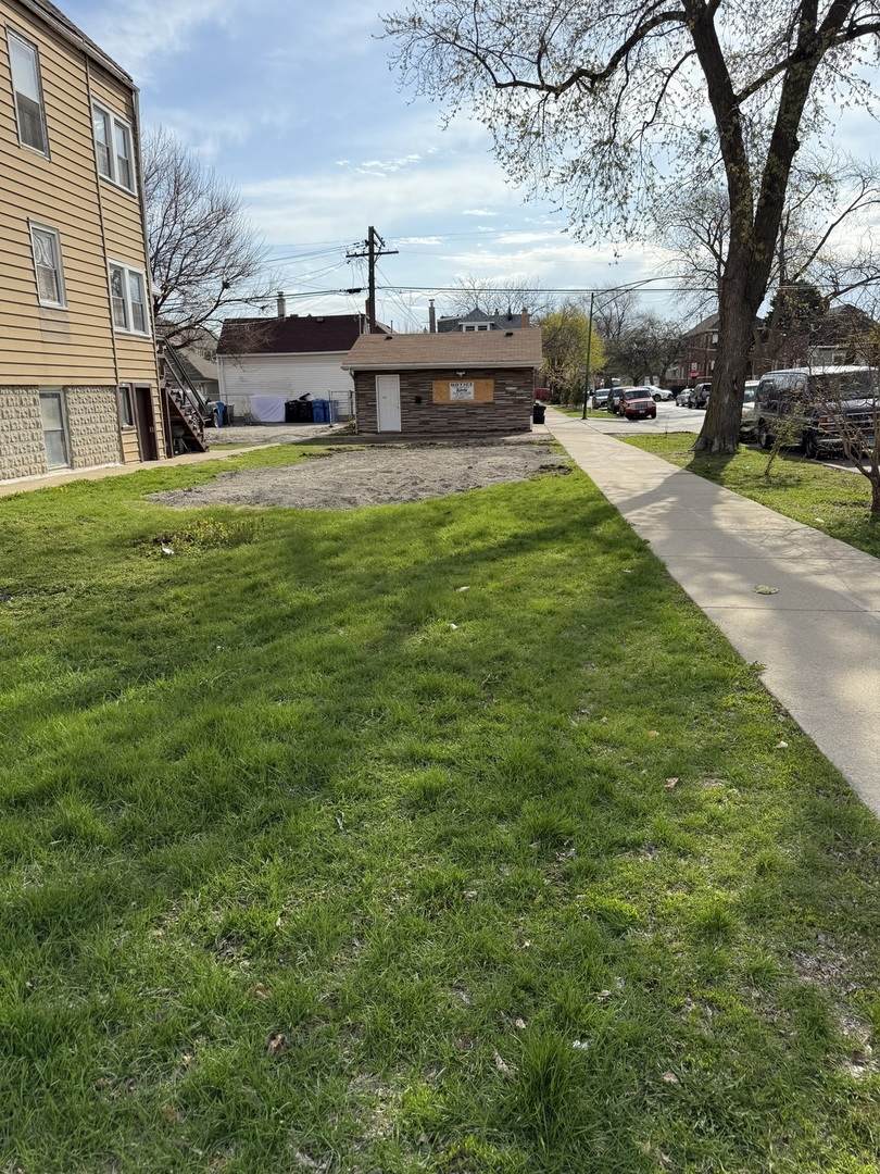 4557 Francisco Avenue - Photo 1