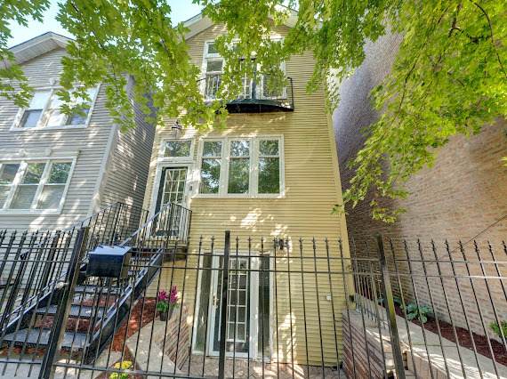 2340 Moffat Street - Photo 1