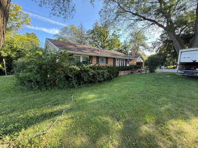 1S777 Westview Avenue - Photo 1