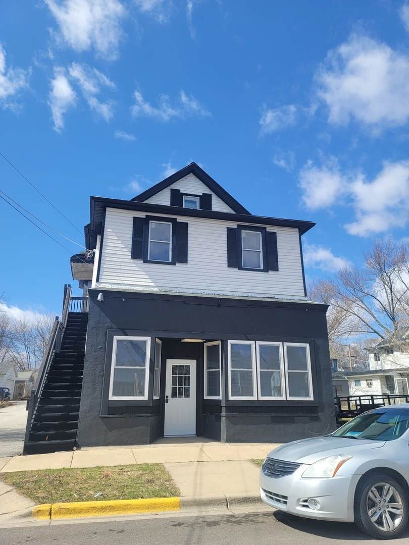 509 5th Street - Photo 1