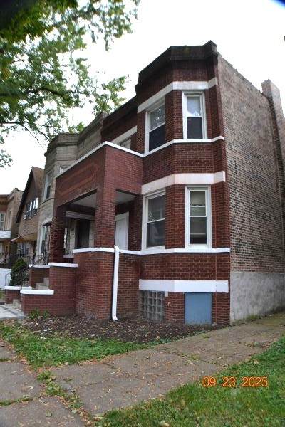 6928 Wabash Avenue - Photo 1