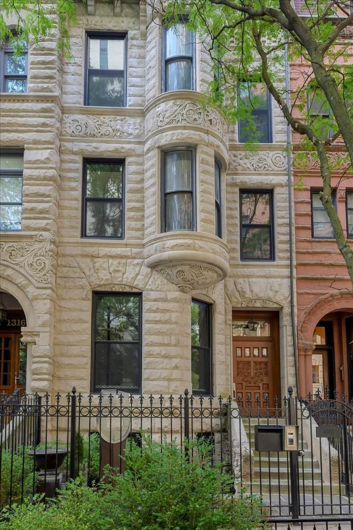 1318 Astor Street - Photo 1