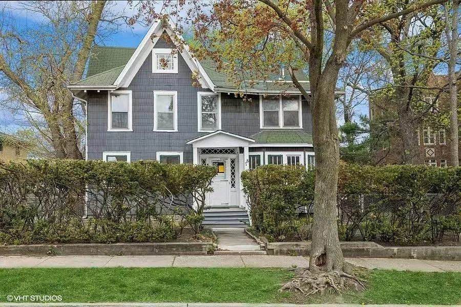 78 Pine Avenue - Photo 1