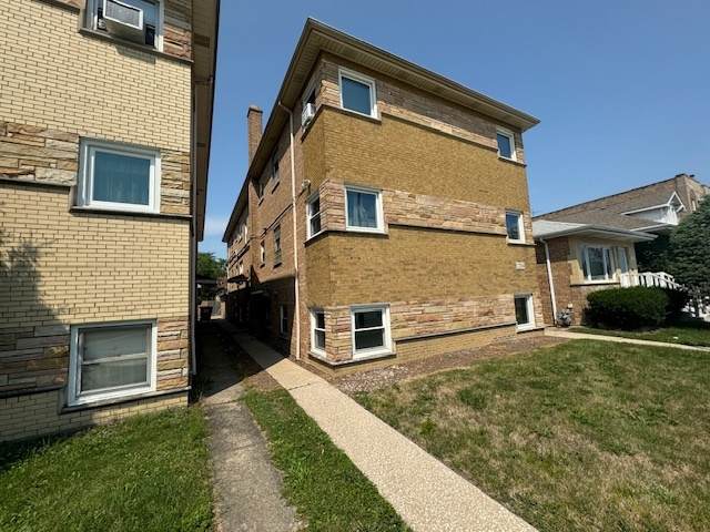 2244 Oak Park Avenue - Photo 1