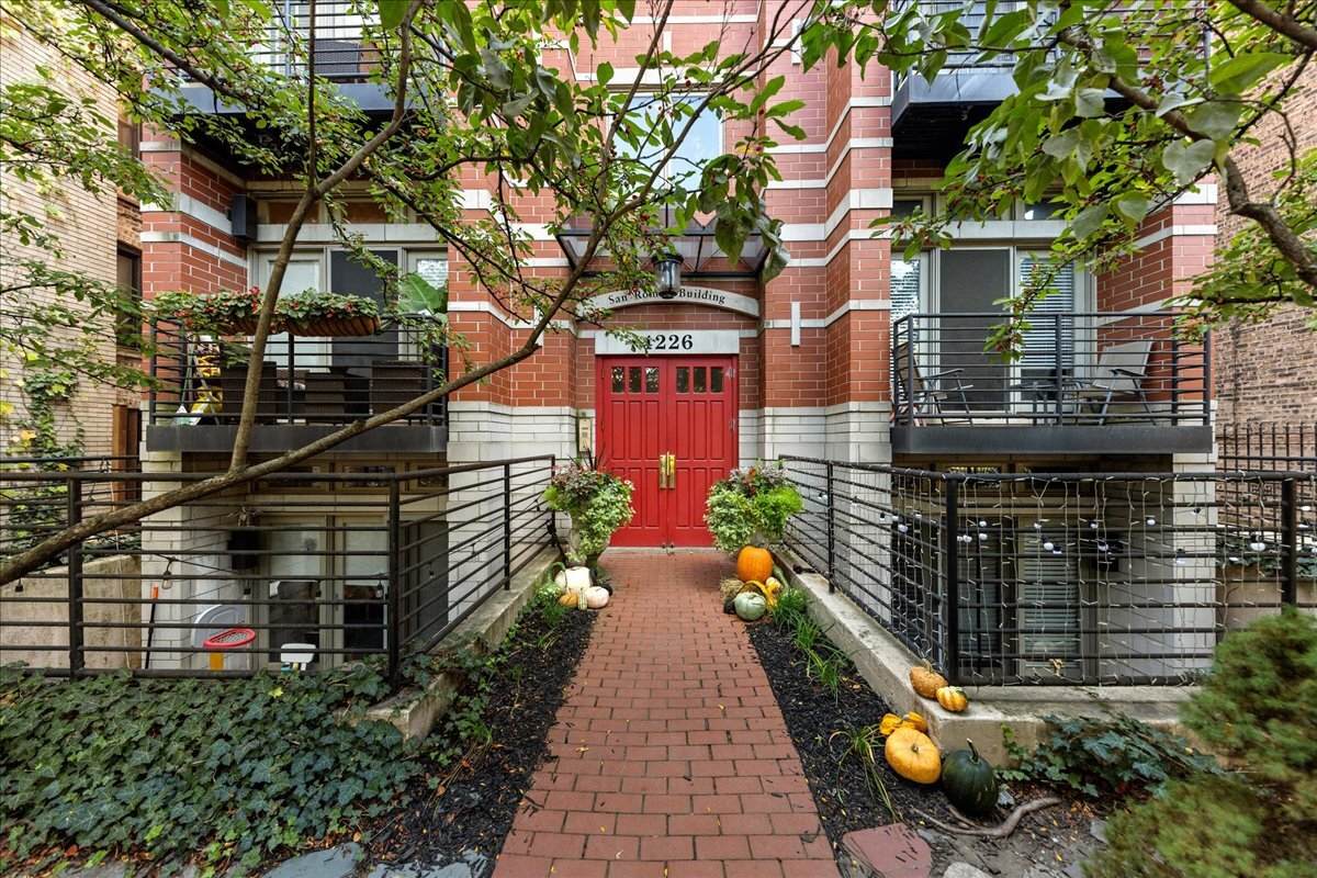 4226 Ashland Avenue - Photo 1