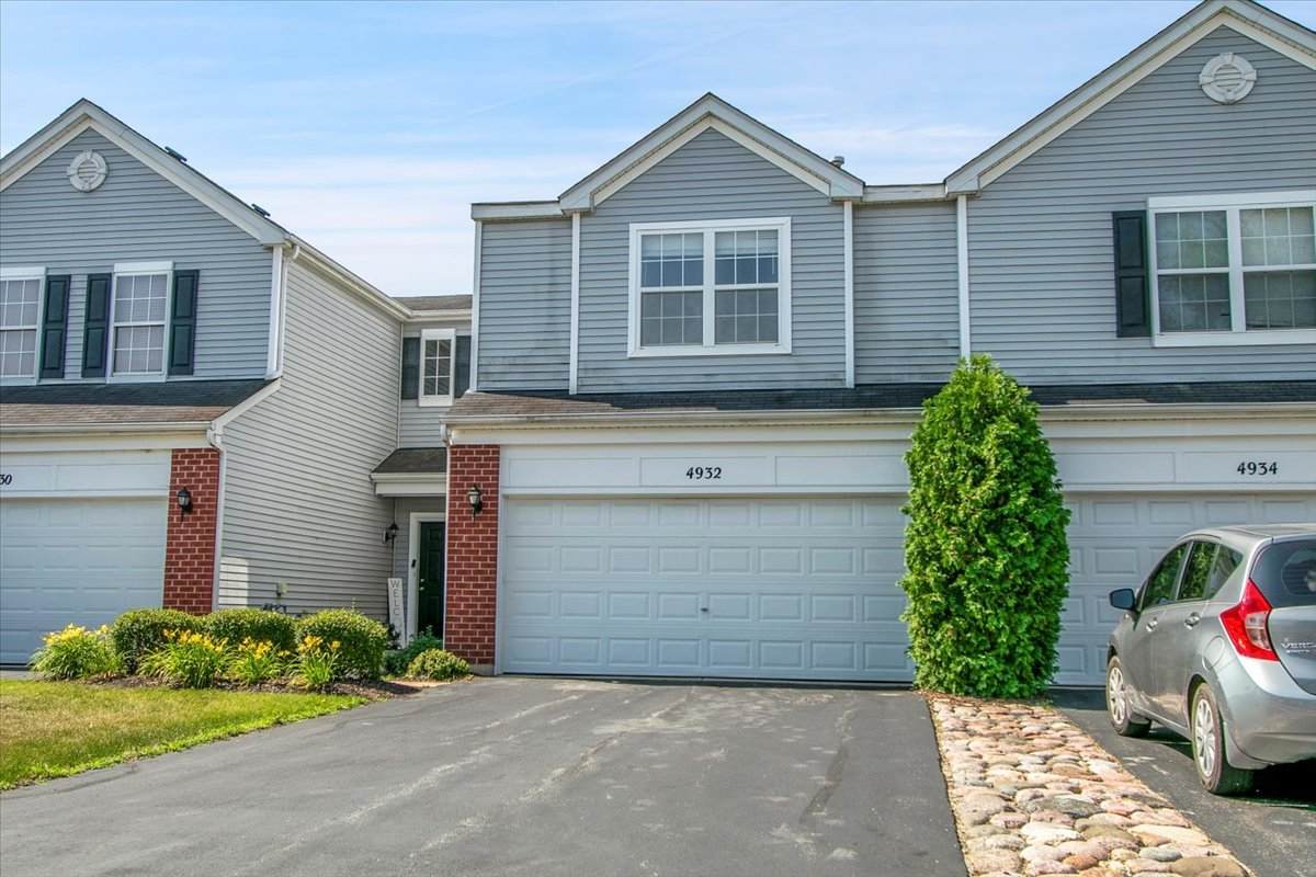 4932 Montauk Drive - Photo 1