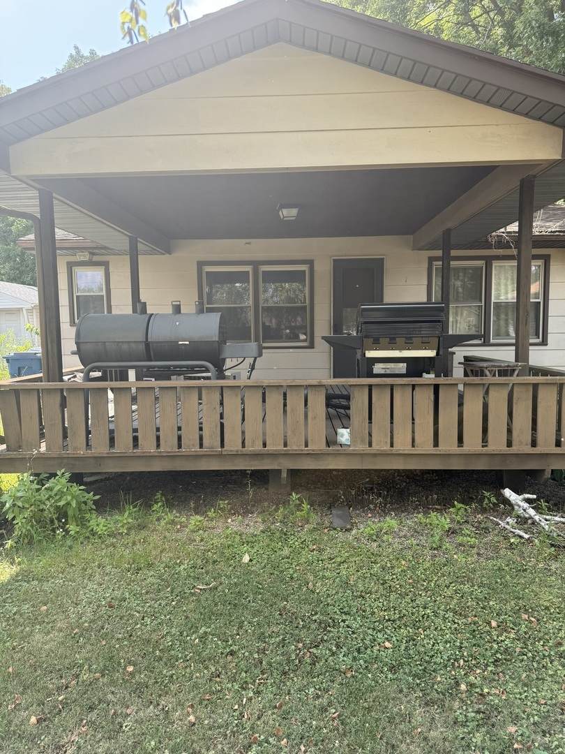 709 Dellwood Street - Photo 1