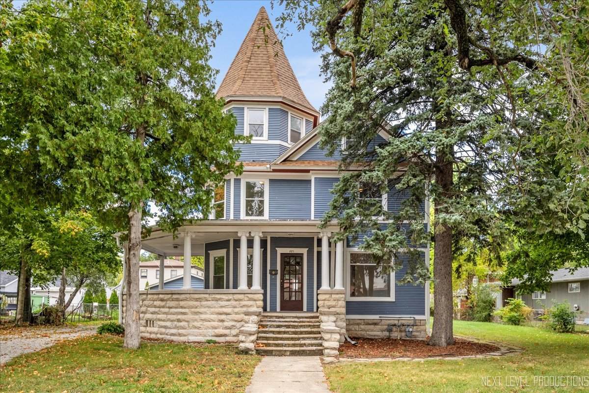 321 Main Street - Photo 1