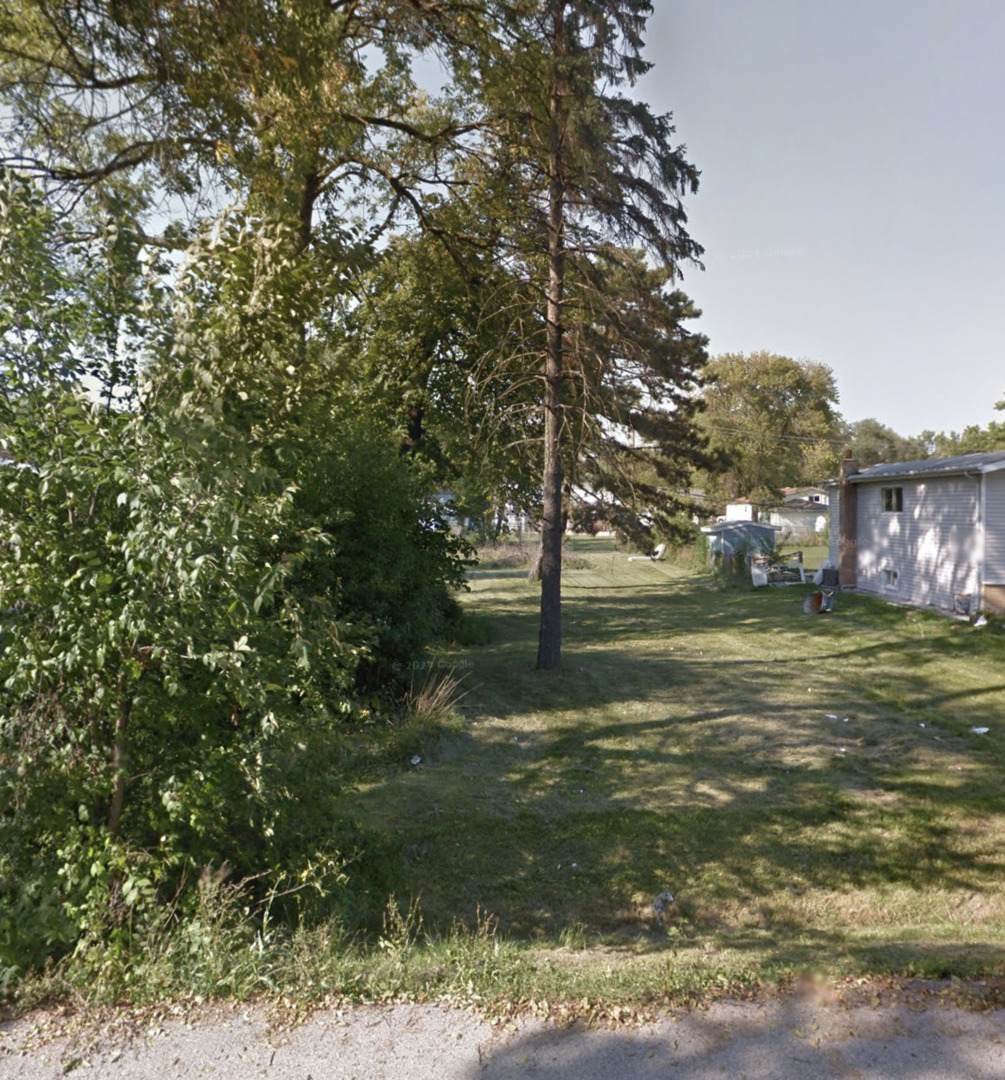 902 Krage Drive - Photo 1