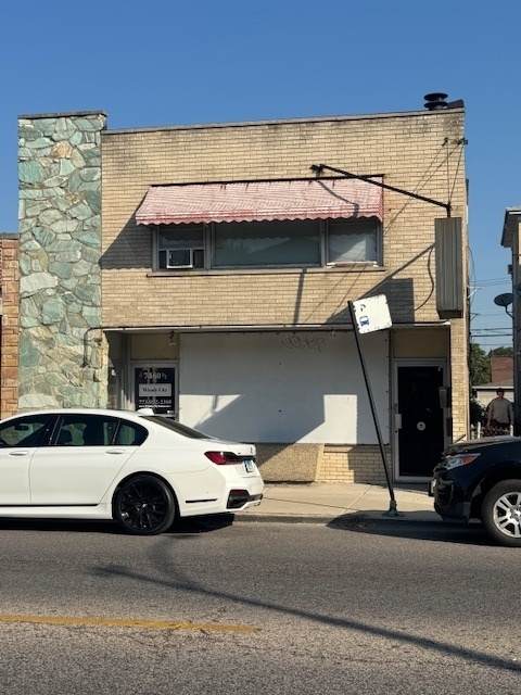 7460 Belmont Avenue - Photo 1